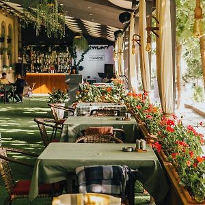 Grand Hotel Baku Central Park